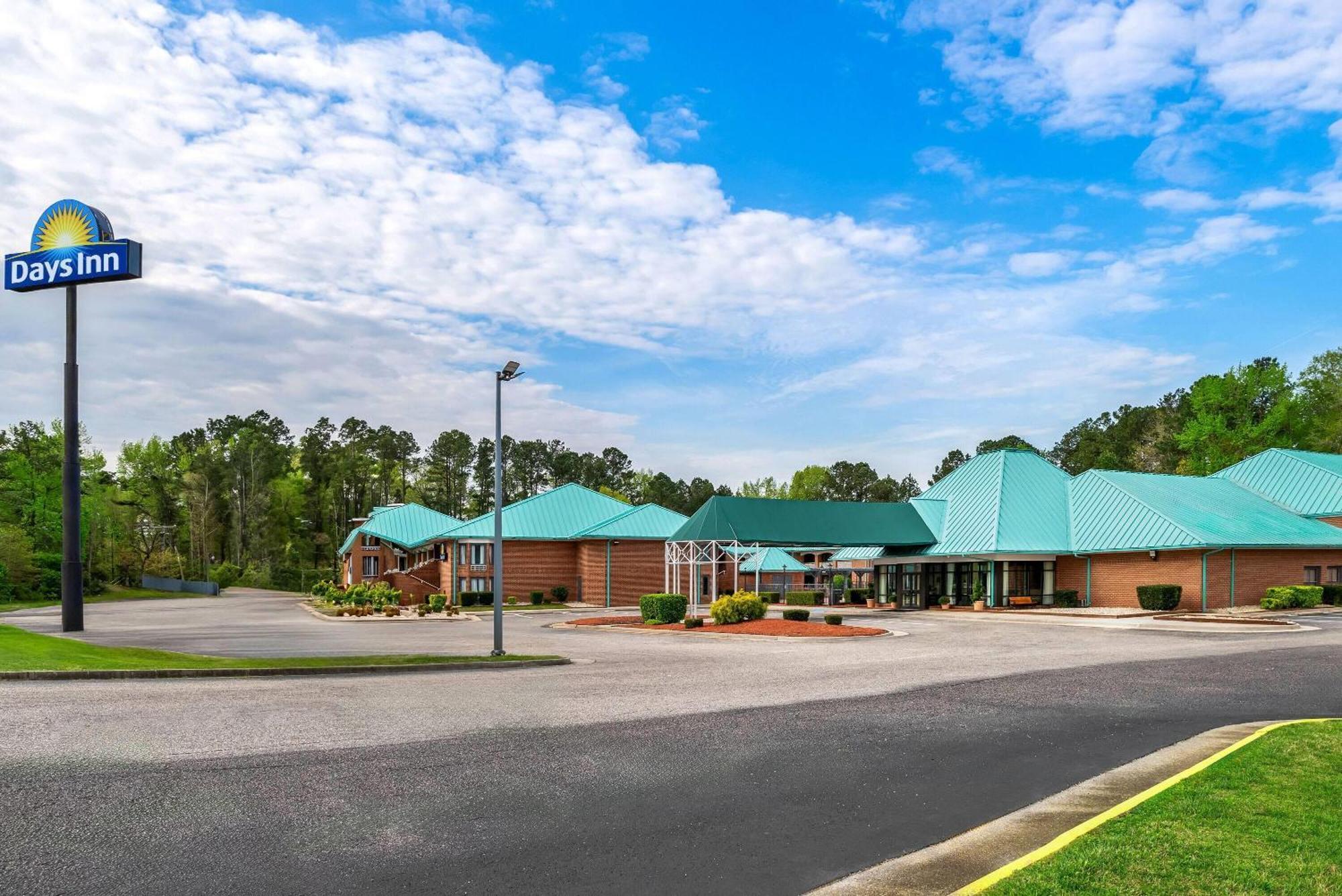 Days Inn By Wyndham Petersburg/South Fort Lee Exteriér fotografie